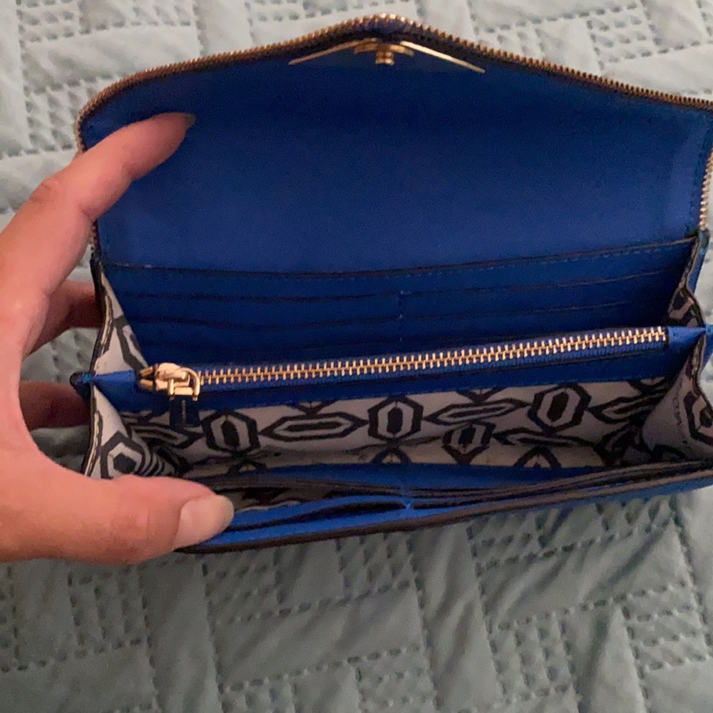 wallet - Picture 2 of 5